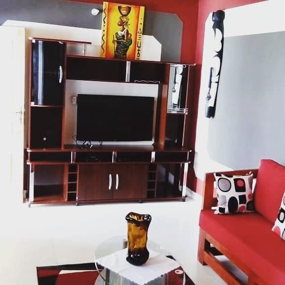 36490149_885707108275181_7032756939993907200_n